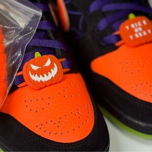 Nike SB Night of Mischief Halloween Shoe Sneaker Charm / Dubrae